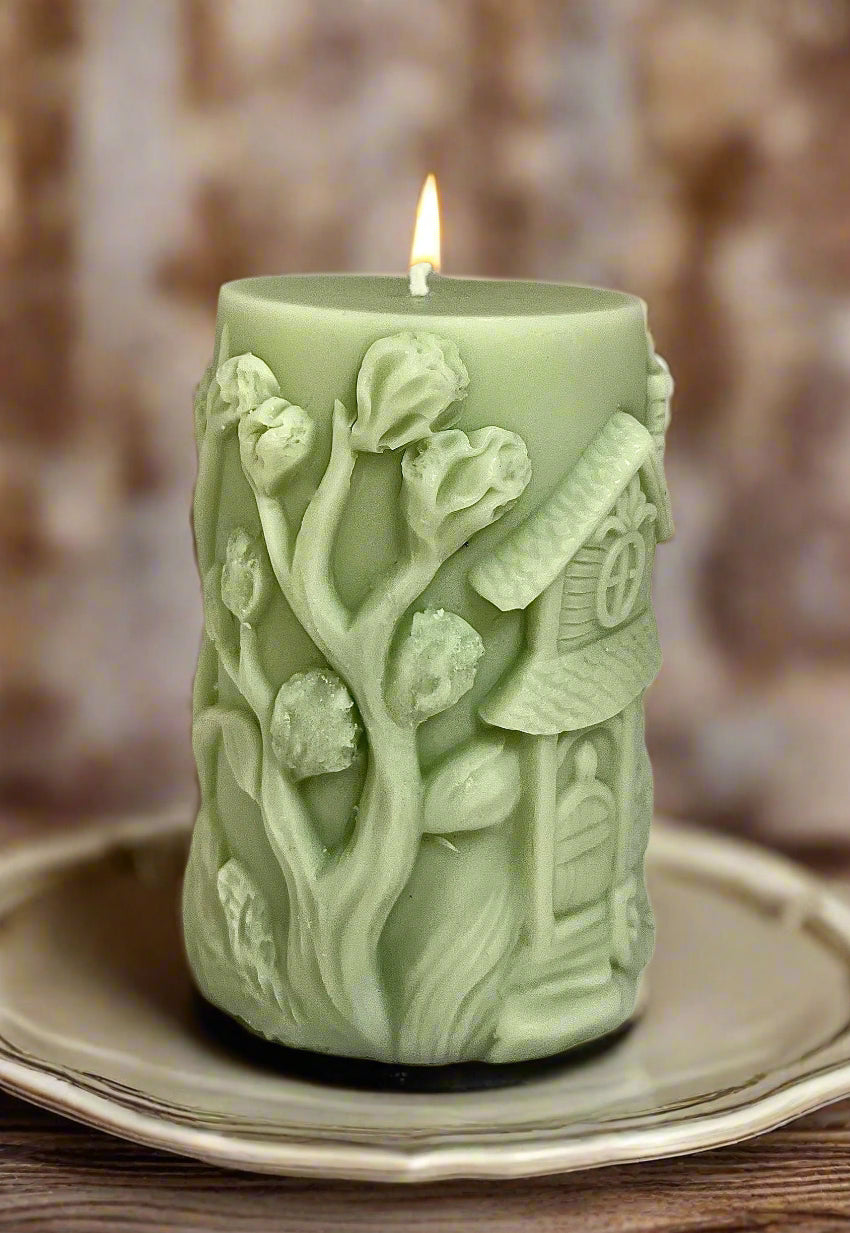 Mystic magic house-shaped soy wax candle with honey and vanilla scent – whimsical home décor gift idea, handmade and eco-friendly.